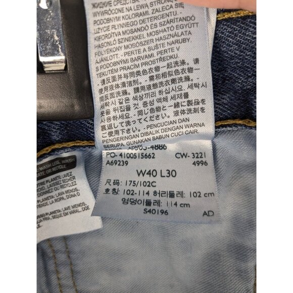 Levis 505 Regular Fit Jeans Mens 40x30 Blue Straight Leg Medium Wash Denim - Picture 10 of 11